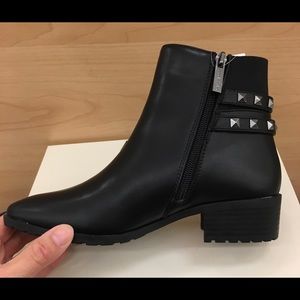 🖤Ann Klein Black ankle Boots🖤